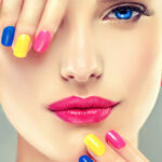 آموزش رایگان دوره حضوری خودآرایی به همراه مدرک فنی و حرفه ای